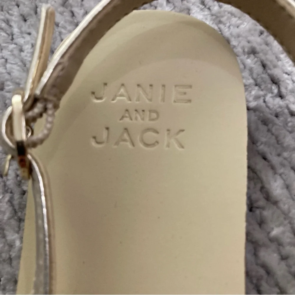 Janie‎ and Jack Flamingo Gold Sandals Size 13 Toddler Girls Summer Shoes